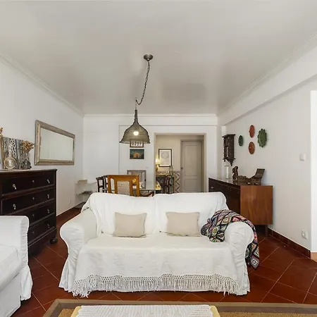 아파트 Carcavelos Flat 5 Mins From The By Soulplaces *